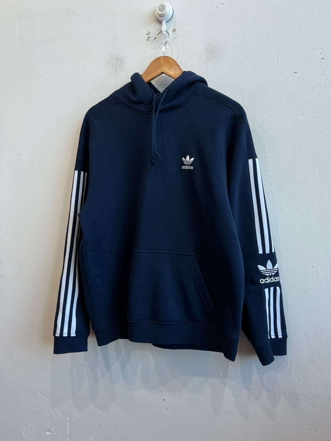 아디다스 파이어버드 자수로고 후드 네이비 상품이미지1