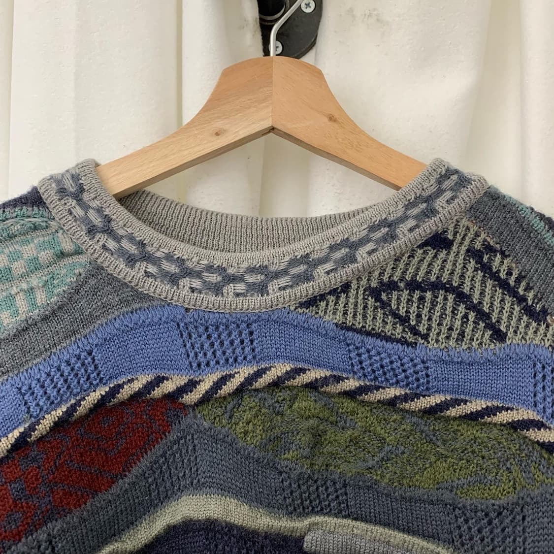 쿠지 멀티컬러 케이블 라운드 니트 상품이미지2