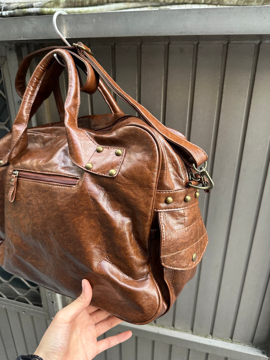 Vintage brown stud leather bag 상품이미지4
