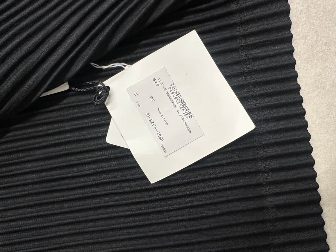 옴므플리세 후드집업 블랙색상 3사이즈 상품이미지2