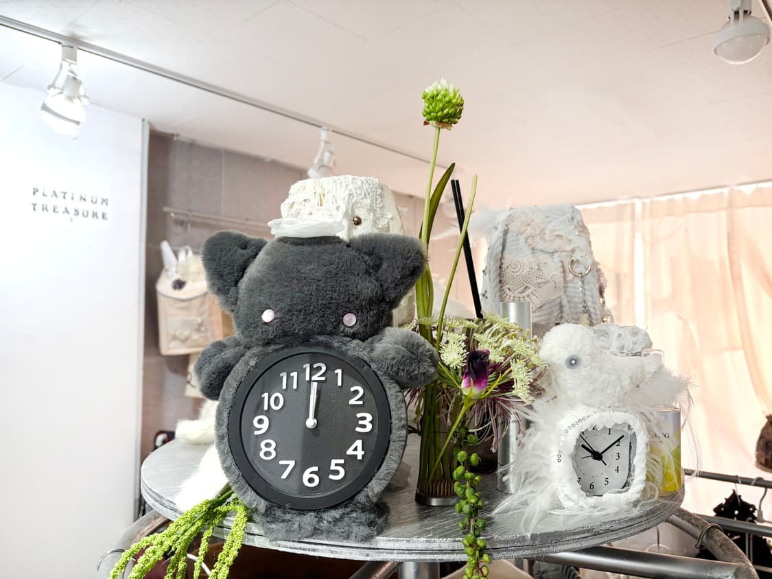 Muted Mew Clock 상품이미지4