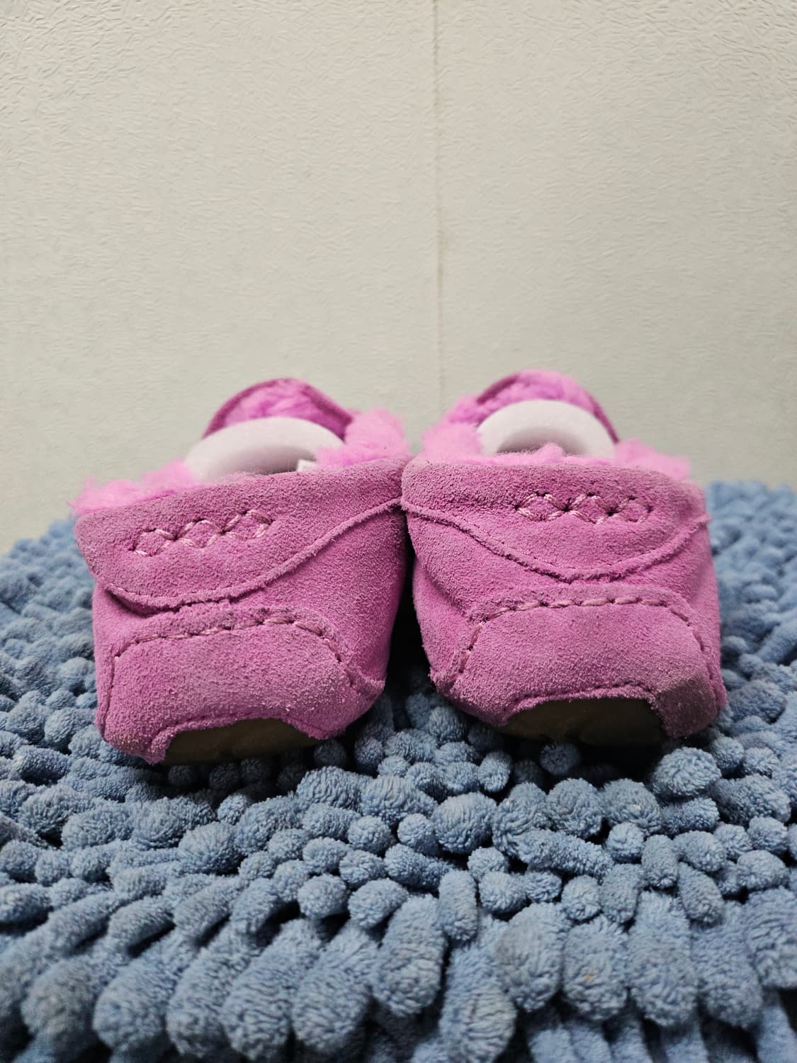 어그 모카신 UGG 슬립온    220 상품이미지6