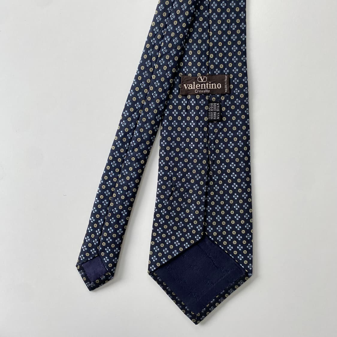 발렌티노(VALENTINO)심플로고 정품 명품 넥타이 상품이미지3