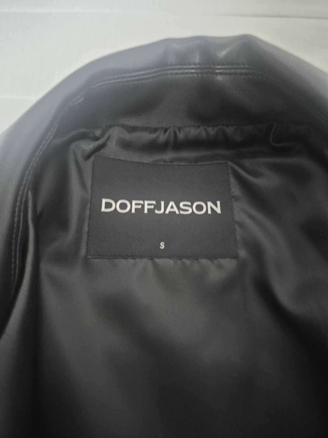 도프데이슨 오버핏 비건레더 싱글자켓 상품이미지4