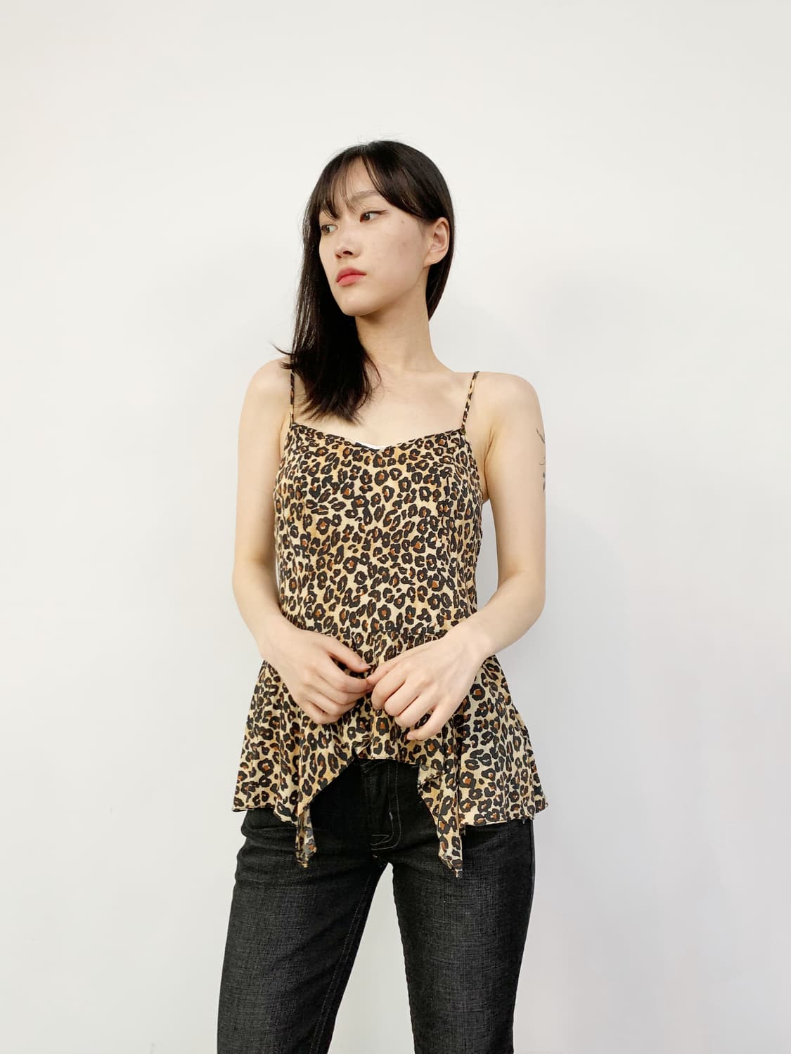 게스 레오파드 나시 상품이미지1