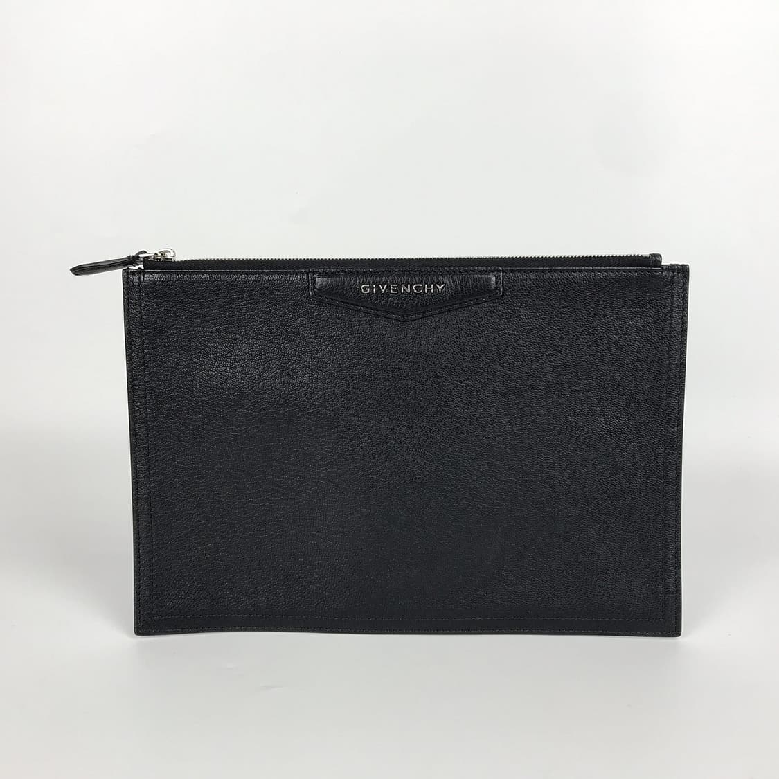 지방시 Givenchy 안티고나 미듐 클러치백 상품이미지1