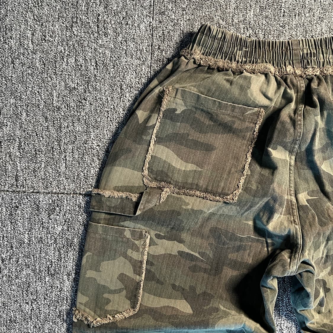 테이크이지 헤링본 카모 카펜터 팬츠 상품이미지5