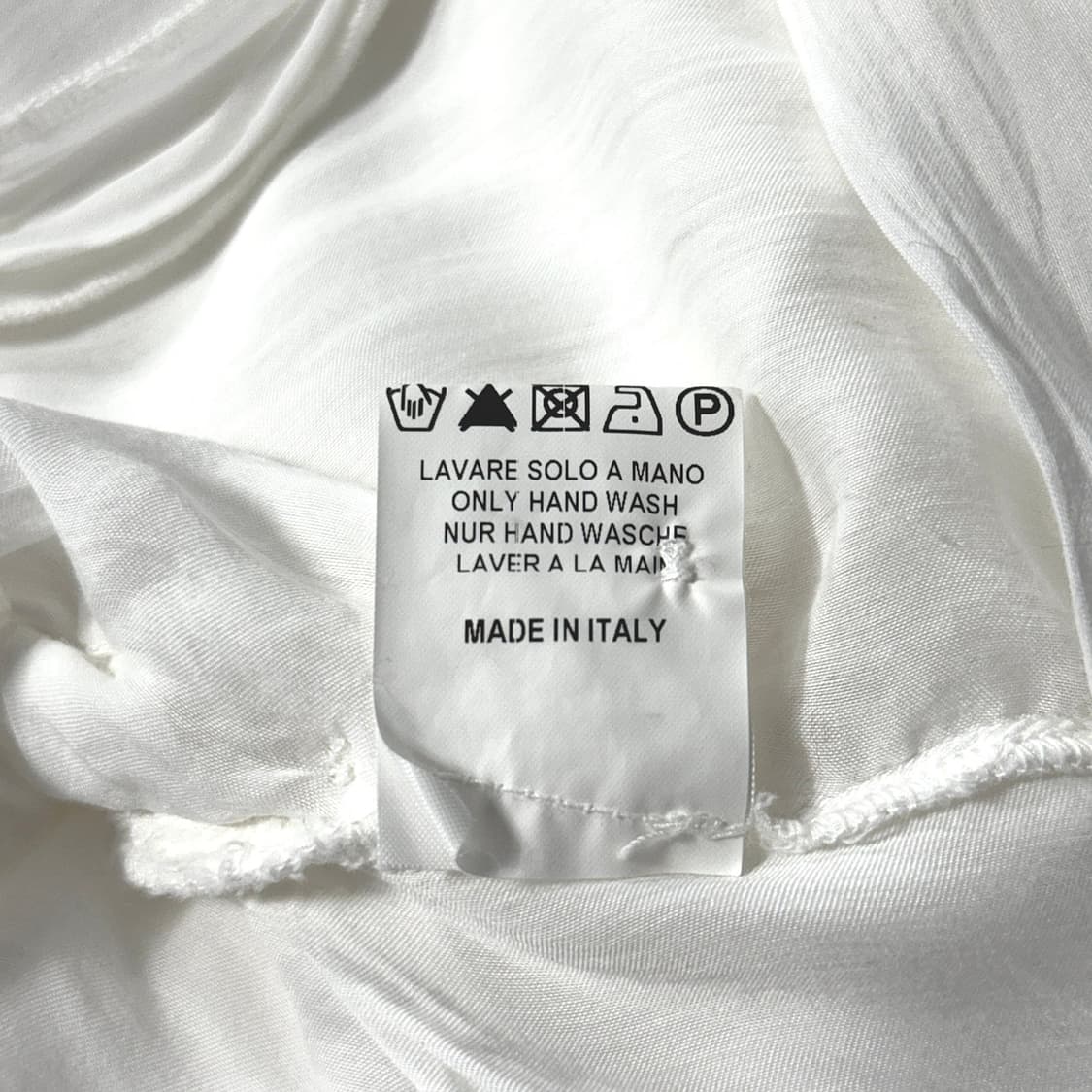 트랜짓 파 수치 드로스트링 셔링 블라우스 상품이미지5