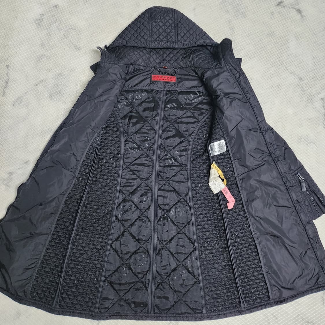 버버리 패딩코트 상품이미지5