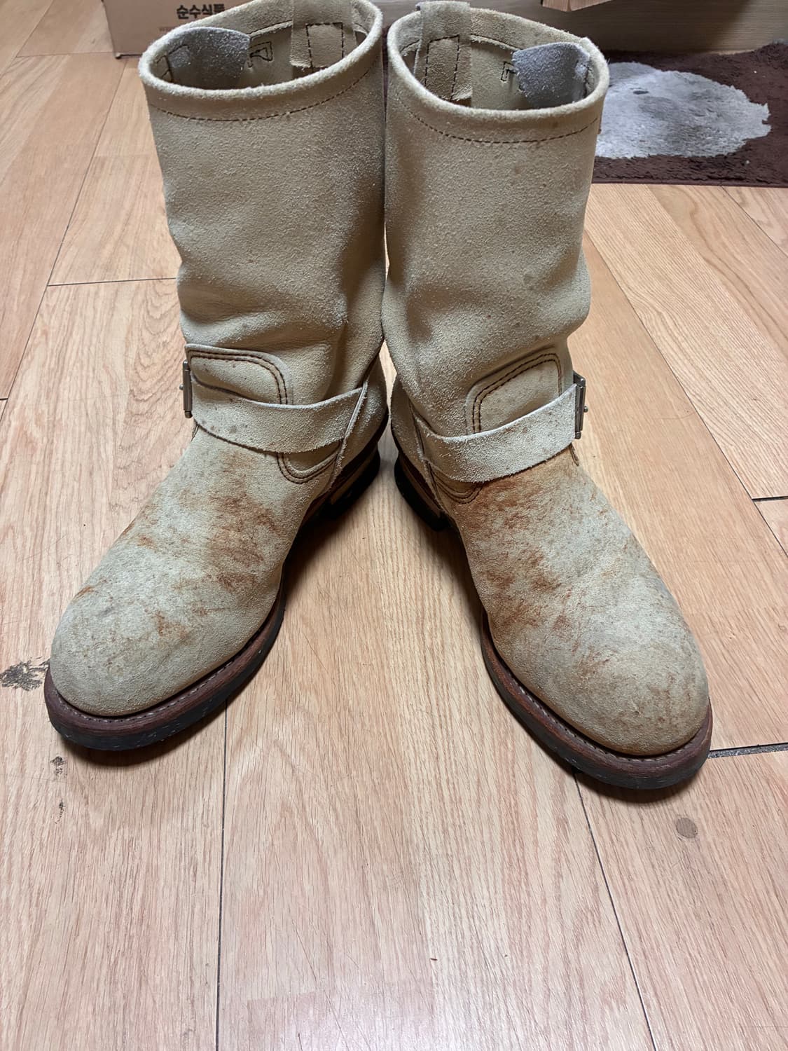 9.5D)레드윙 8268 러프아웃 엔지니어부츠 상품이미지1