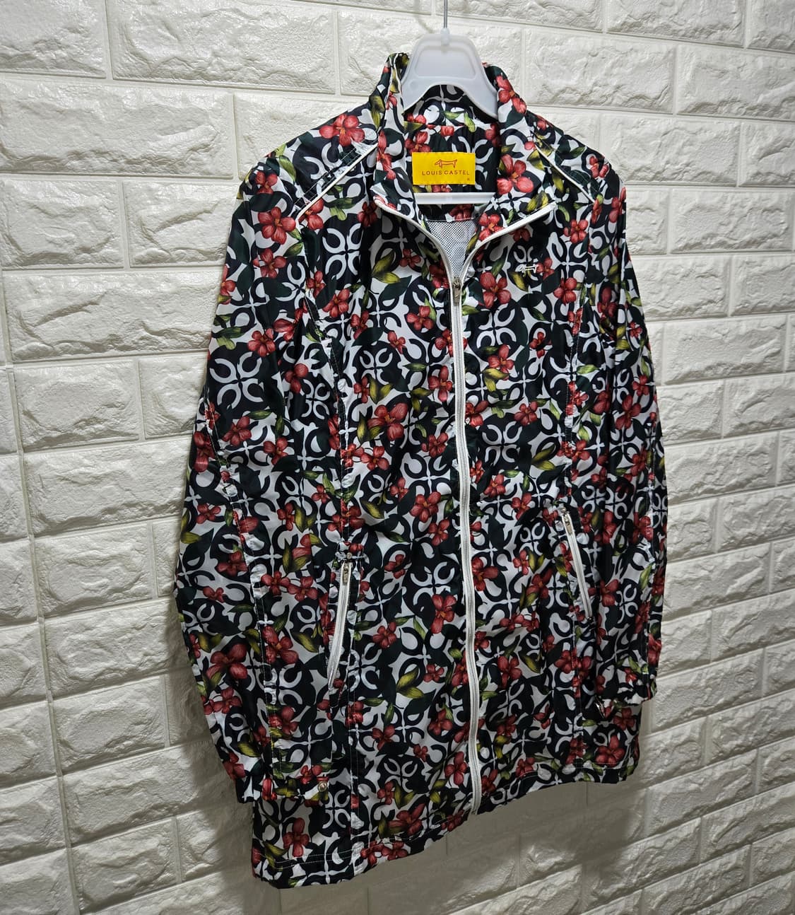 거의새것/ 루이까스텔 경량 바람막이 방풍자켓 90 상품이미지3