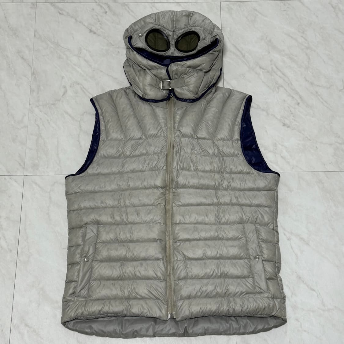 CP COMPANY 오리털 푸퍼 고글 베스트  상품이미지1