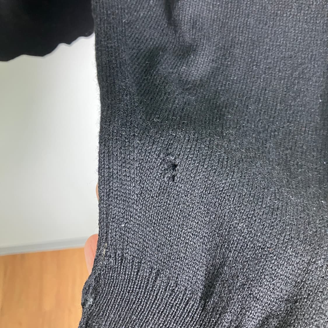 버버리 블랙 램스울 니트 스웨터 44 상품이미지9