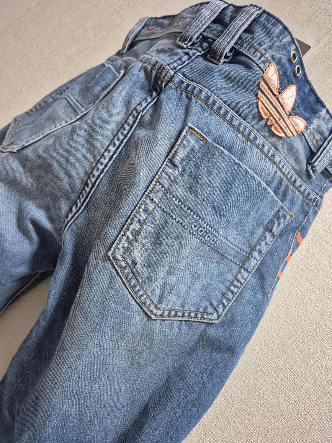 아디다스 X 디젤 스트레이트 데님 팬츠 상품이미지2