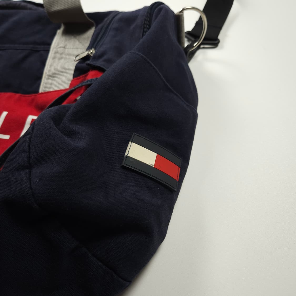 00s 타미힐피거 올드스쿨 스펠아웃 빅로고 짐백 (OS) 상품이미지4