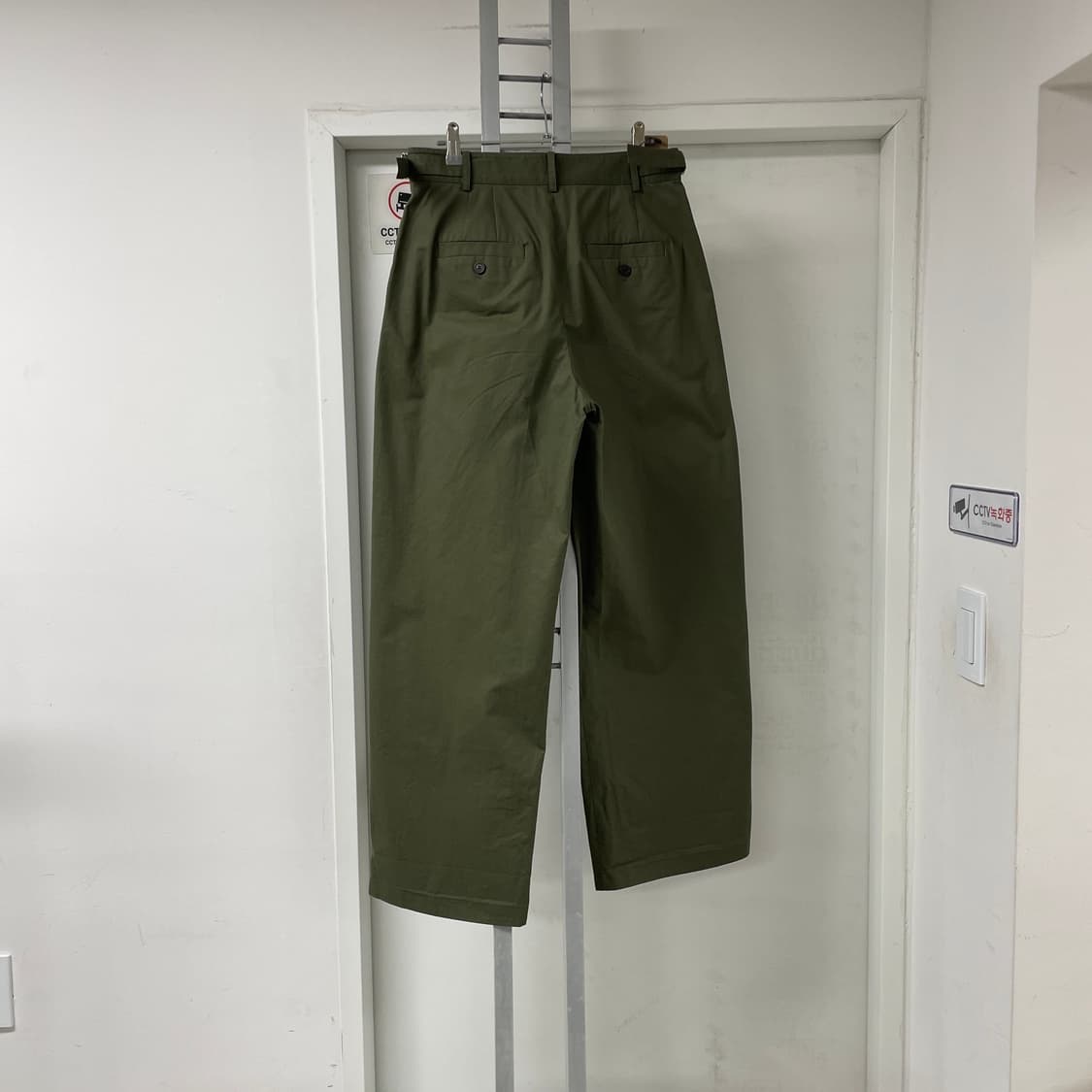 APC 아페쎄 카키 팬츠 38(W) 상품이미지4