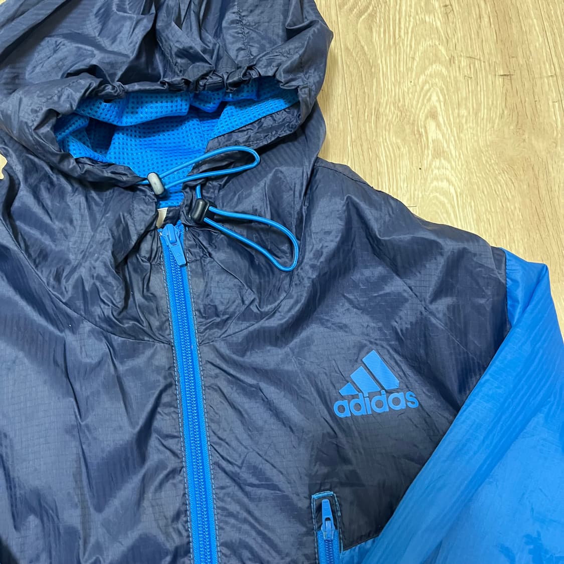 아디다스 남성 헤드 스트링 배색 바람막이 자켓 2XL(110) 상품이미지5