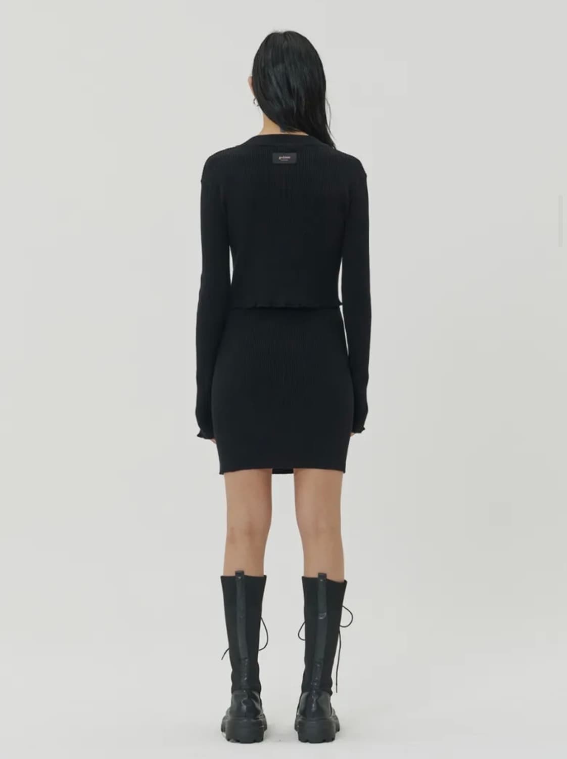 매종미네드 슬림 버튼 블랙 가디건 상품이미지4