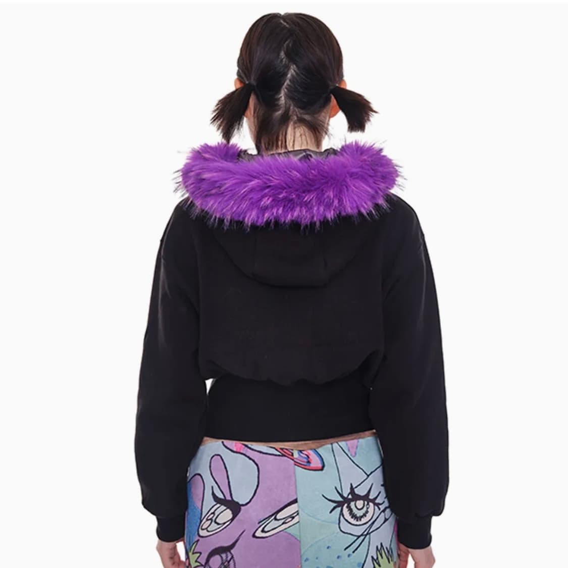 Youth bath 유쓰배쓰 크롭 퍼 후드집업 상품이미지2