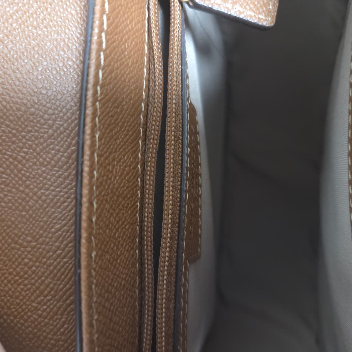 루이까또즈 몬크 크로스백 브라운 상품이미지5