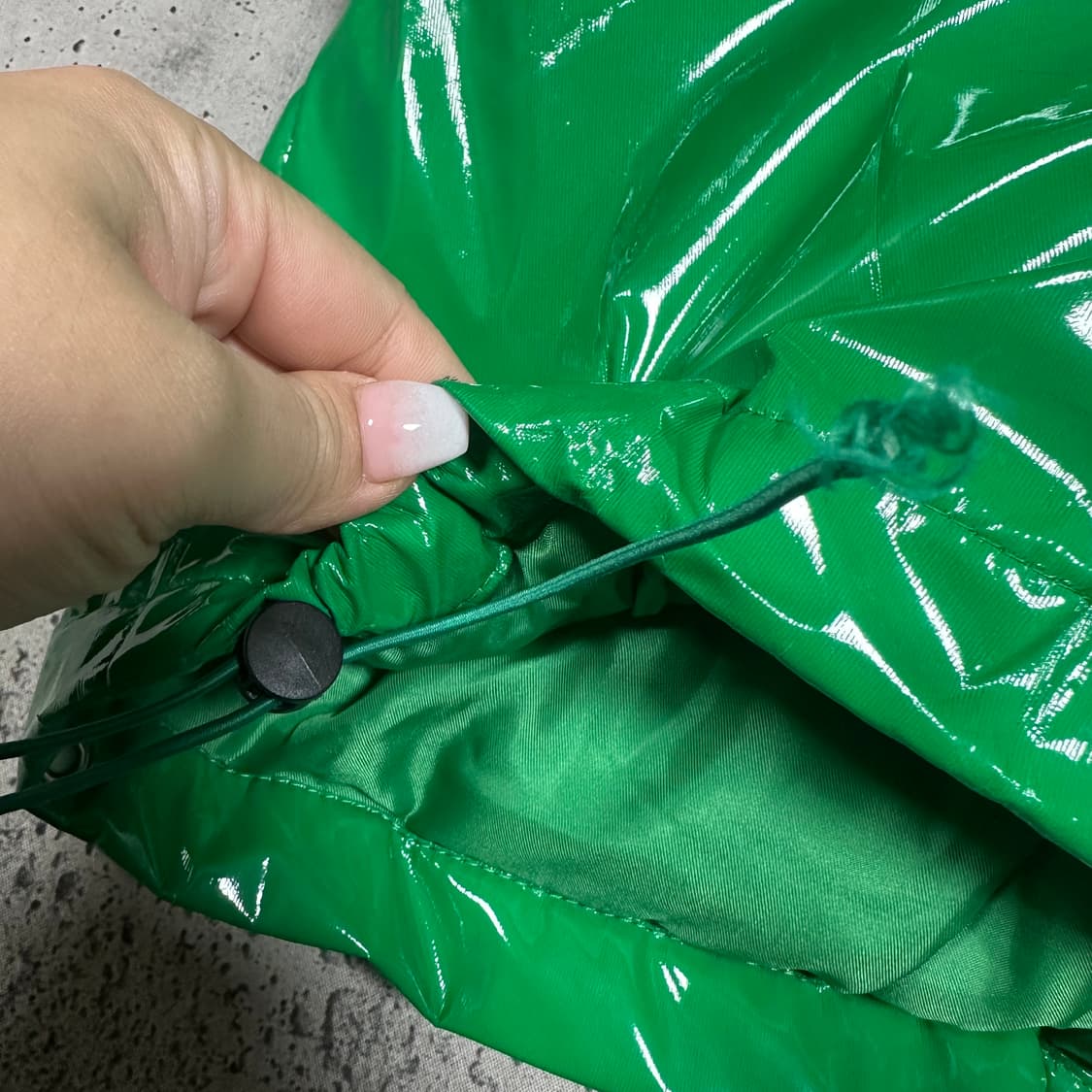 ✨ (바배) 스트릿 에나멜 유광 후드 패딩  상품이미지4