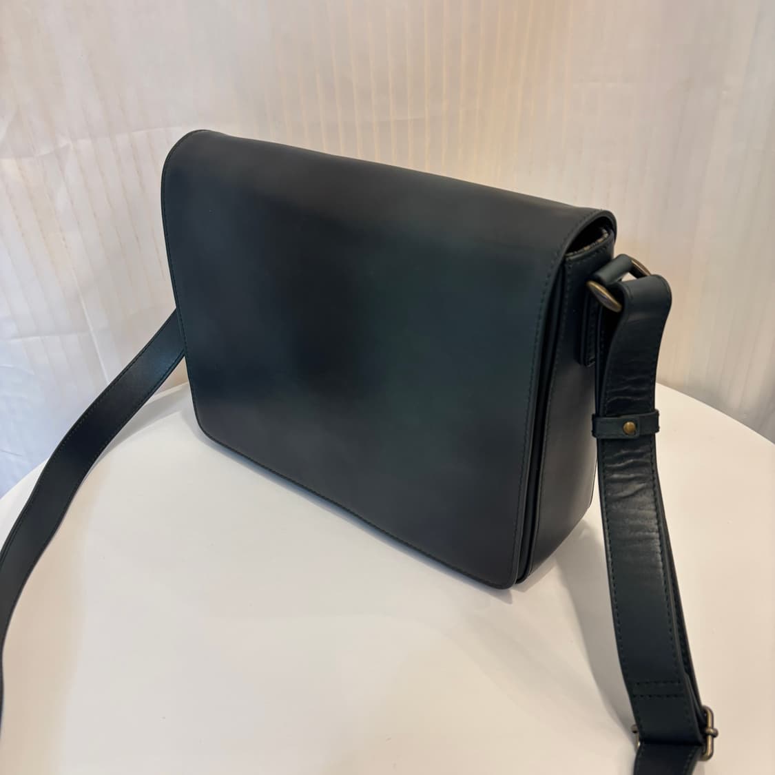 정품 MOTHERHOUSE 일본 가죽 크로스백     상품이미지5