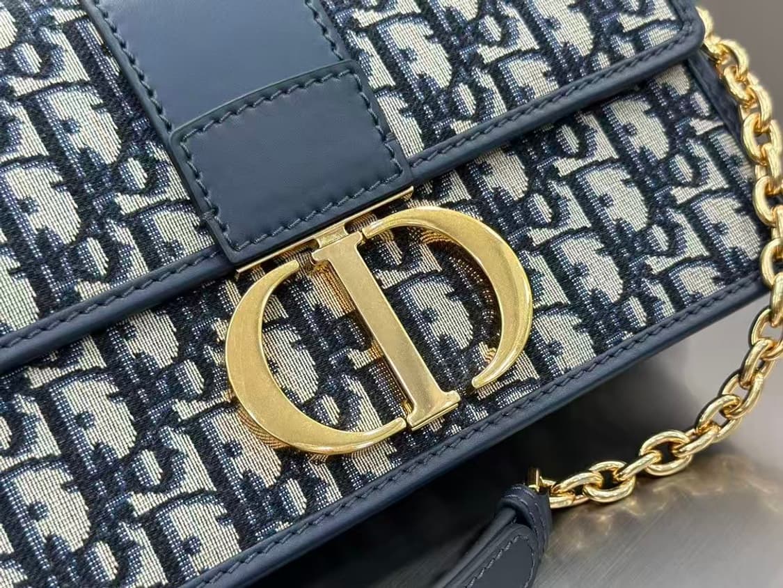 디올 몽테인 30 오블리크 체인 숄더백 M9208 상품이미지3