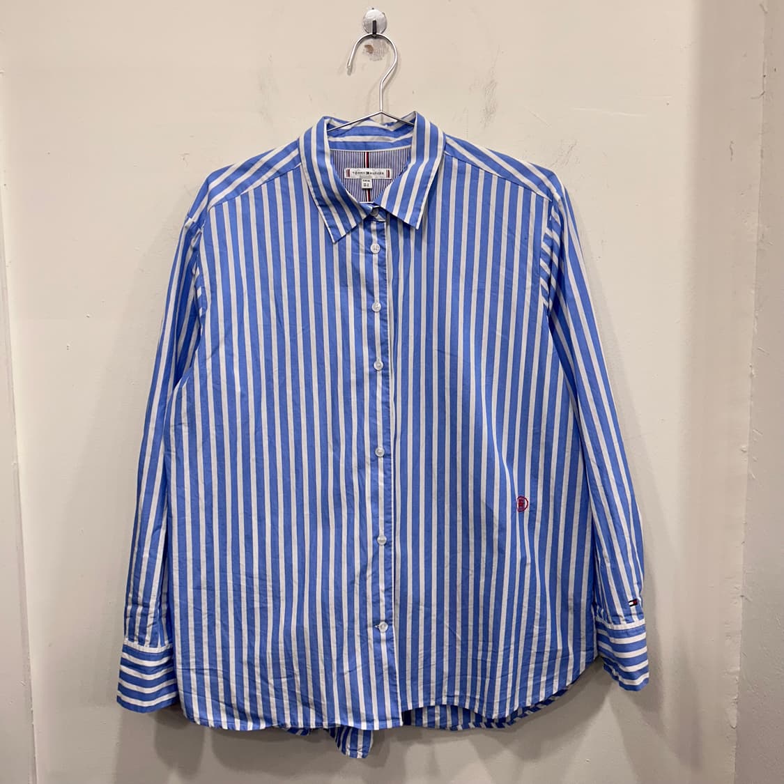 타미힐피거 레귤러핏 투톤 스트라이프 셔츠 상품이미지2