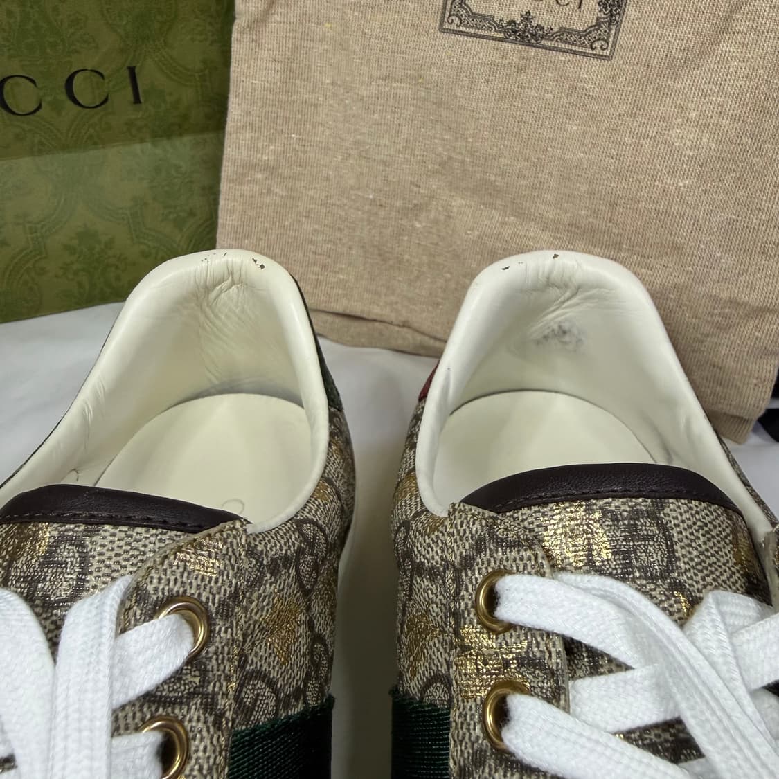 구찌 에이스 GG 슈프림 비 스니커즈 베이지 에보니 상품이미지4