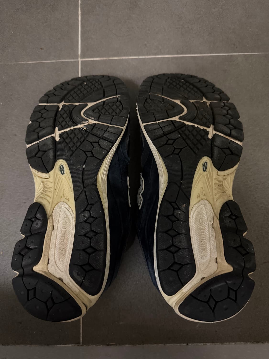 뉴발란스 2002R 이클립스 캐슬락 상품이미지6