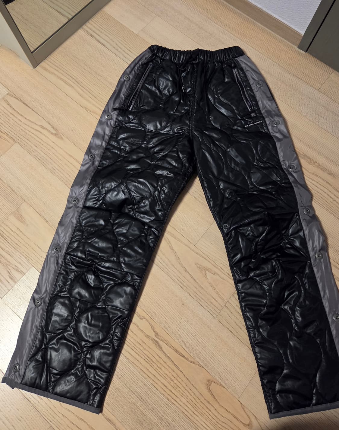 더 킹 아카이브 퀄팅 바지 상품이미지1