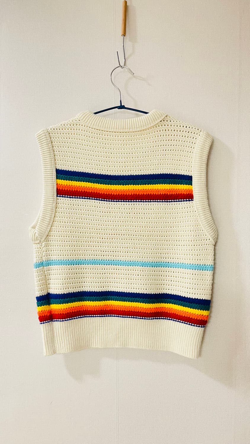 아크네스튜디오 카브람 레인보우 스트라이프 울 니트 베스트S 정가 60만 상품이미지6