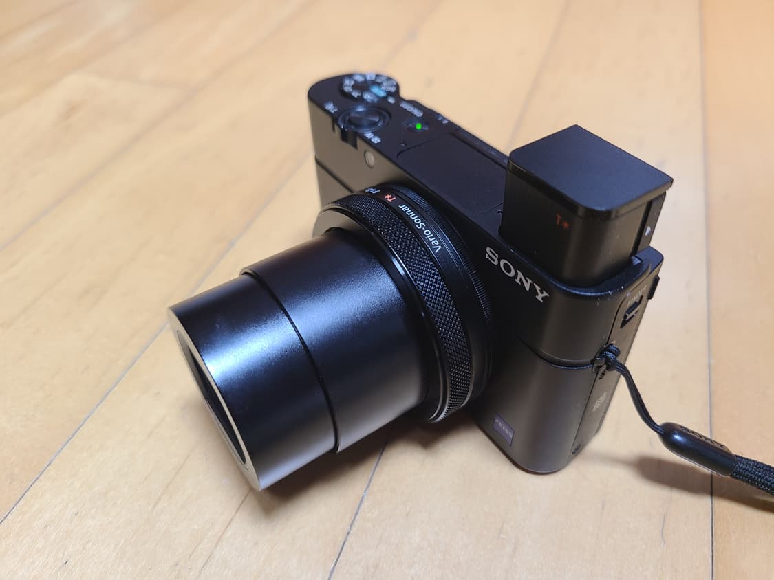 소니 RX100m4 디지털 카메라 상태 좋음 바로 사용 가능 상품이미지1