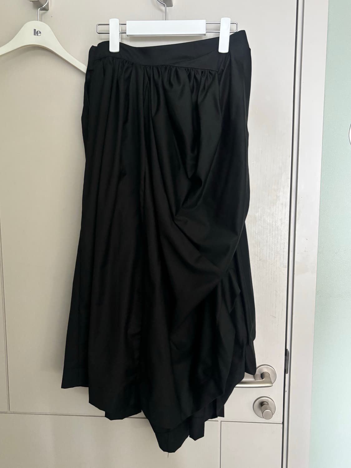 플레어업 드레이프 레이어드 롱스커트 / 정가 139,000 상품이미지6