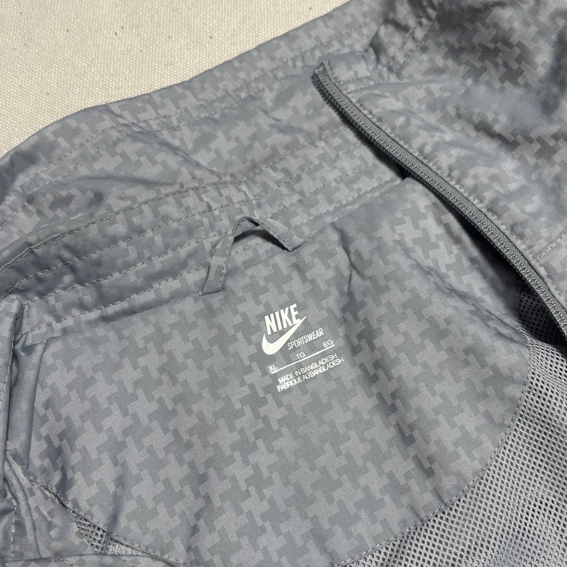 XL 나이키 그레이 바람막이 상품이미지4