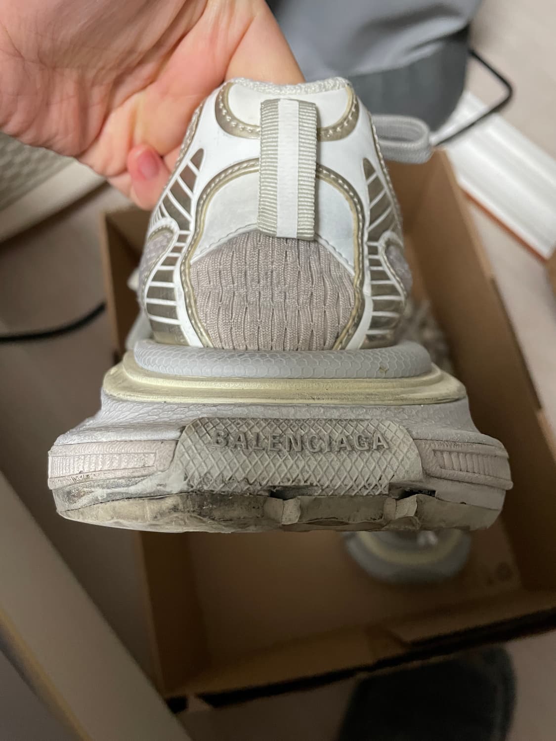 43 발렌시아가 3xl 에그쉘 4 상품이미지5