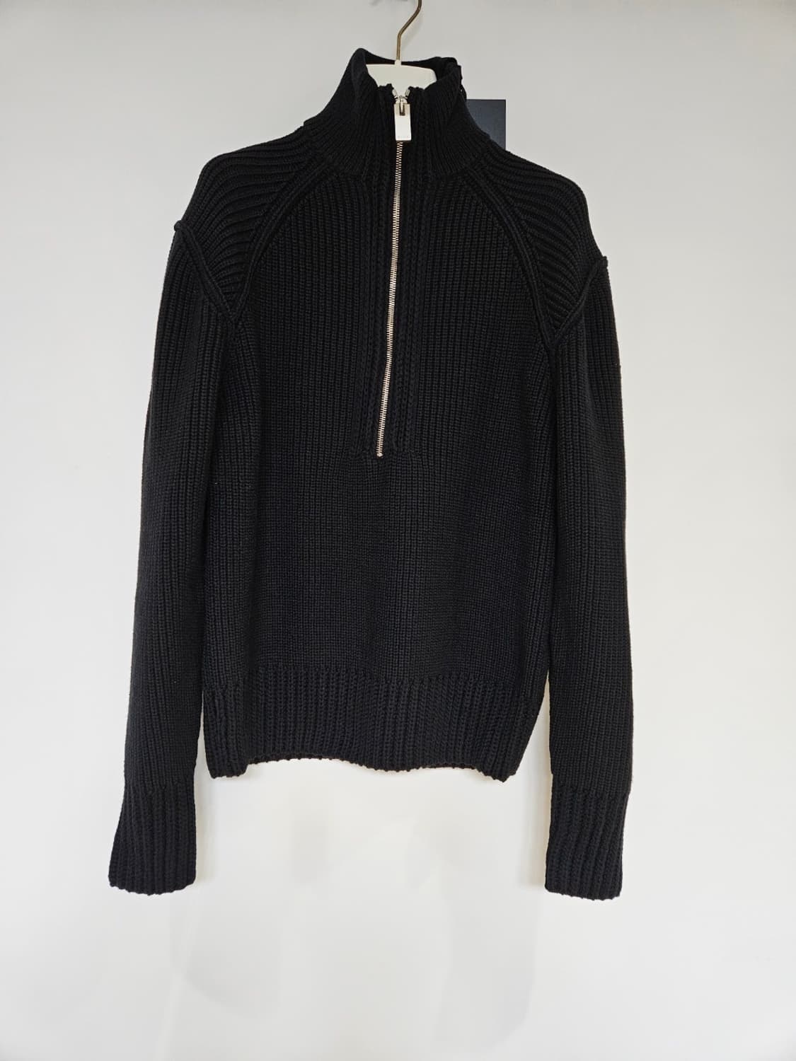 몽클레어 니트 하프집업 상품이미지1