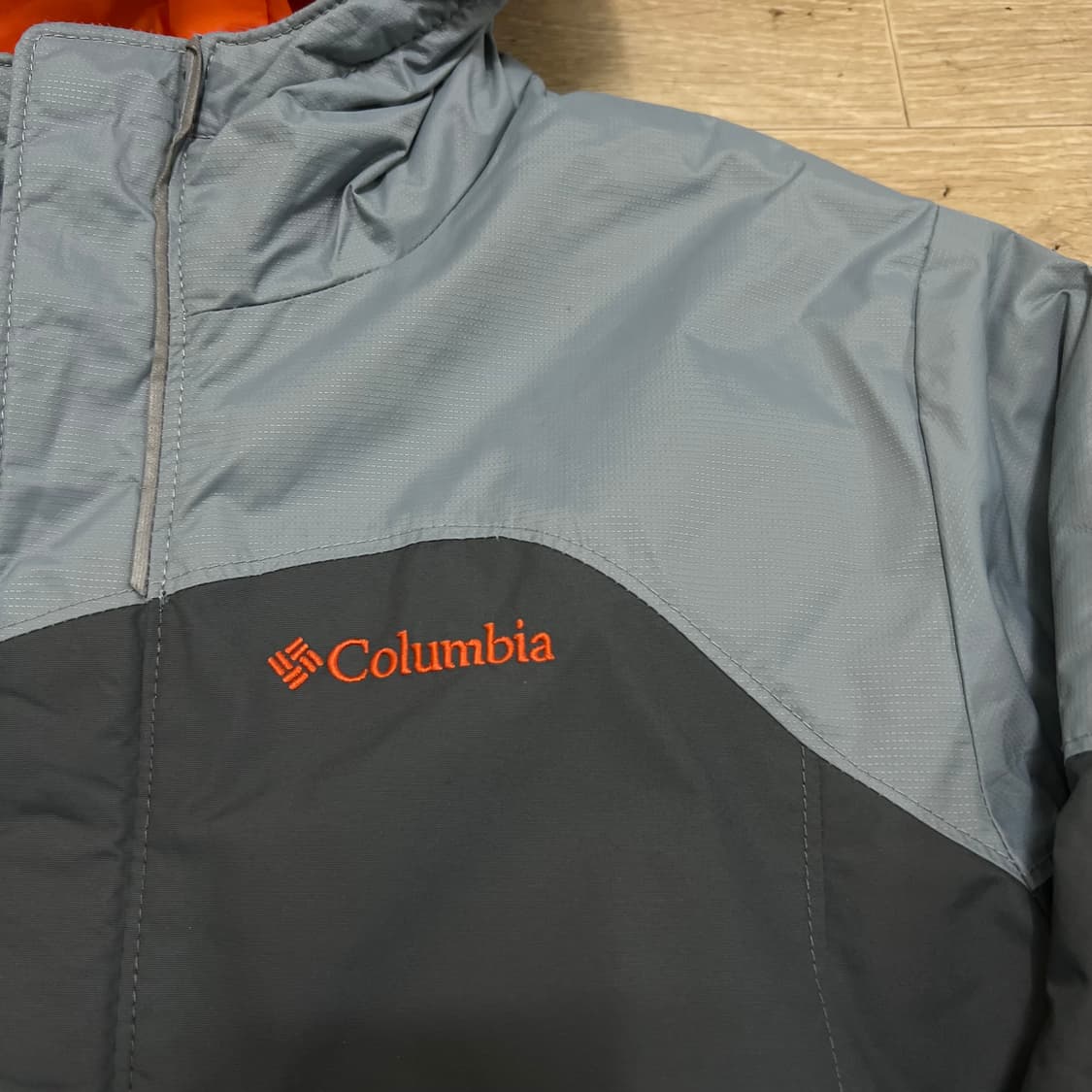 컬럼비아 키즈 배색 후드 바람막이 점퍼 [그레이] L(14-16) 상품이미지4