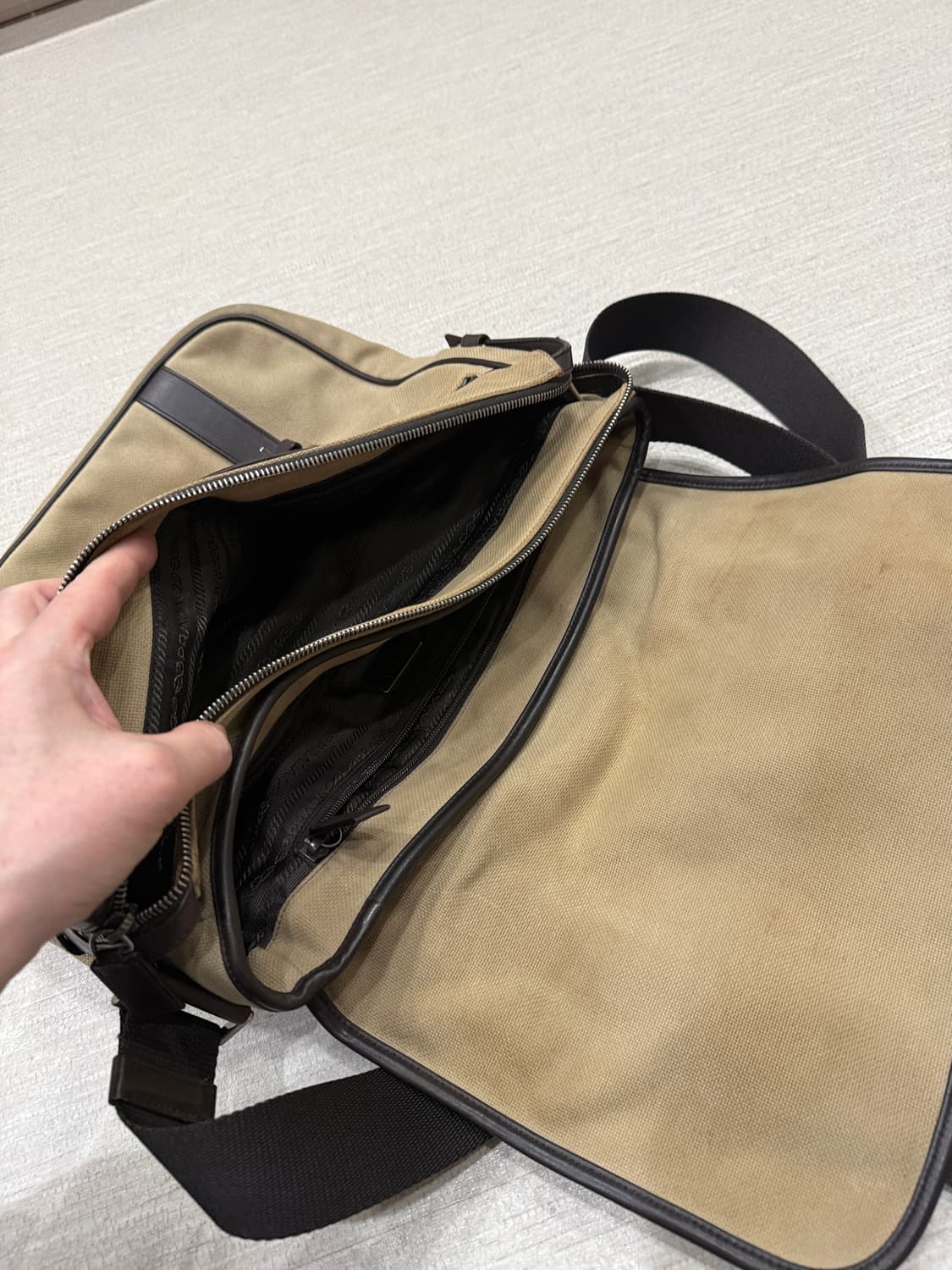 프라다 왁스드 캔바스 메신저 상품이미지4