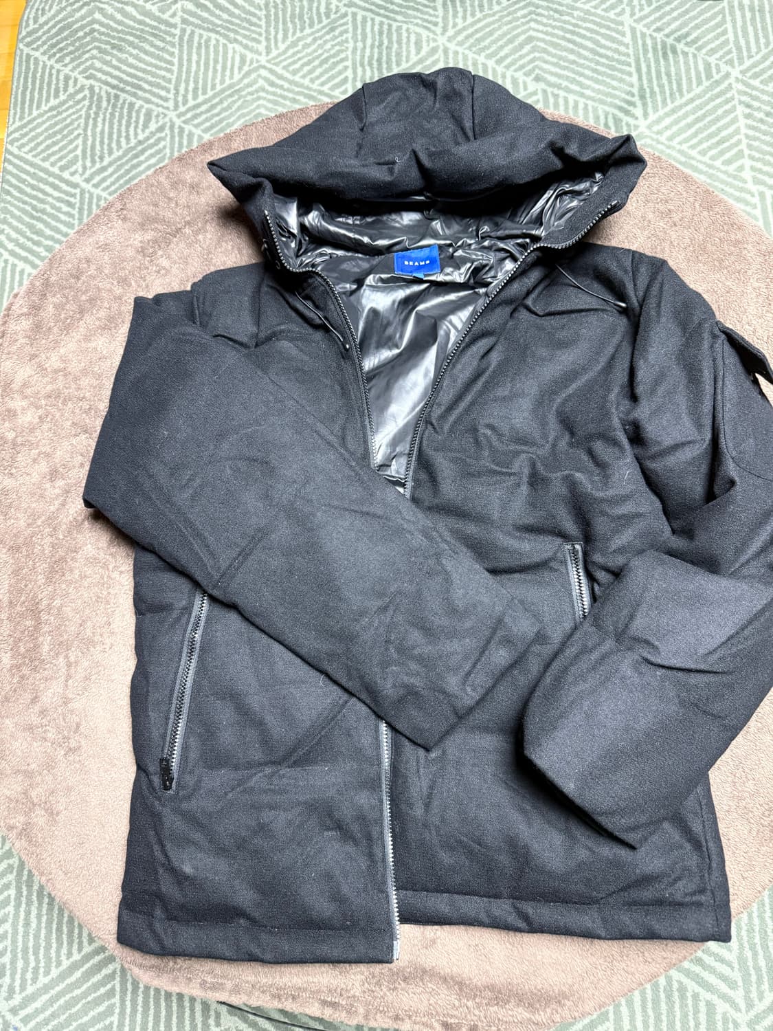 빔즈 울혼방 다운자켓 상품이미지1