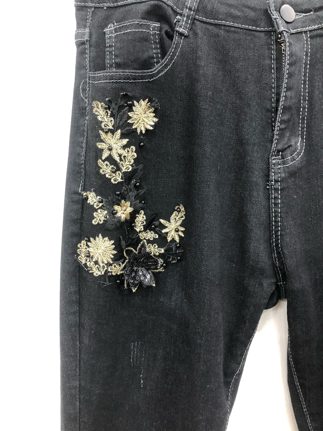 gold floral embroidery 흑청 부츠컷 팬츠 상품이미지7
