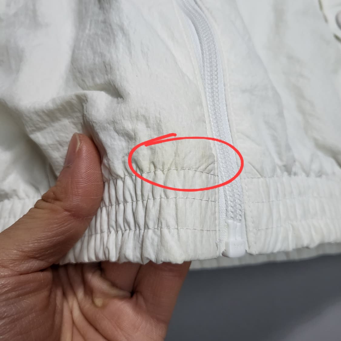 아디다스 빅로고 크롭 우븐 윈드브레이커 상품이미지9