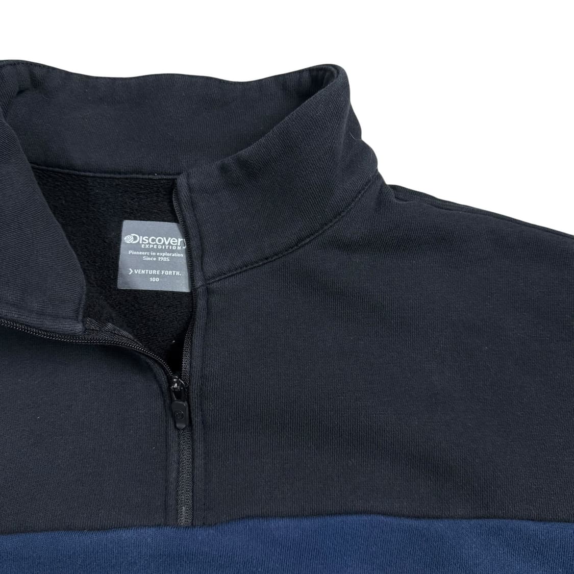 디스커버리 반집업 상품이미지2