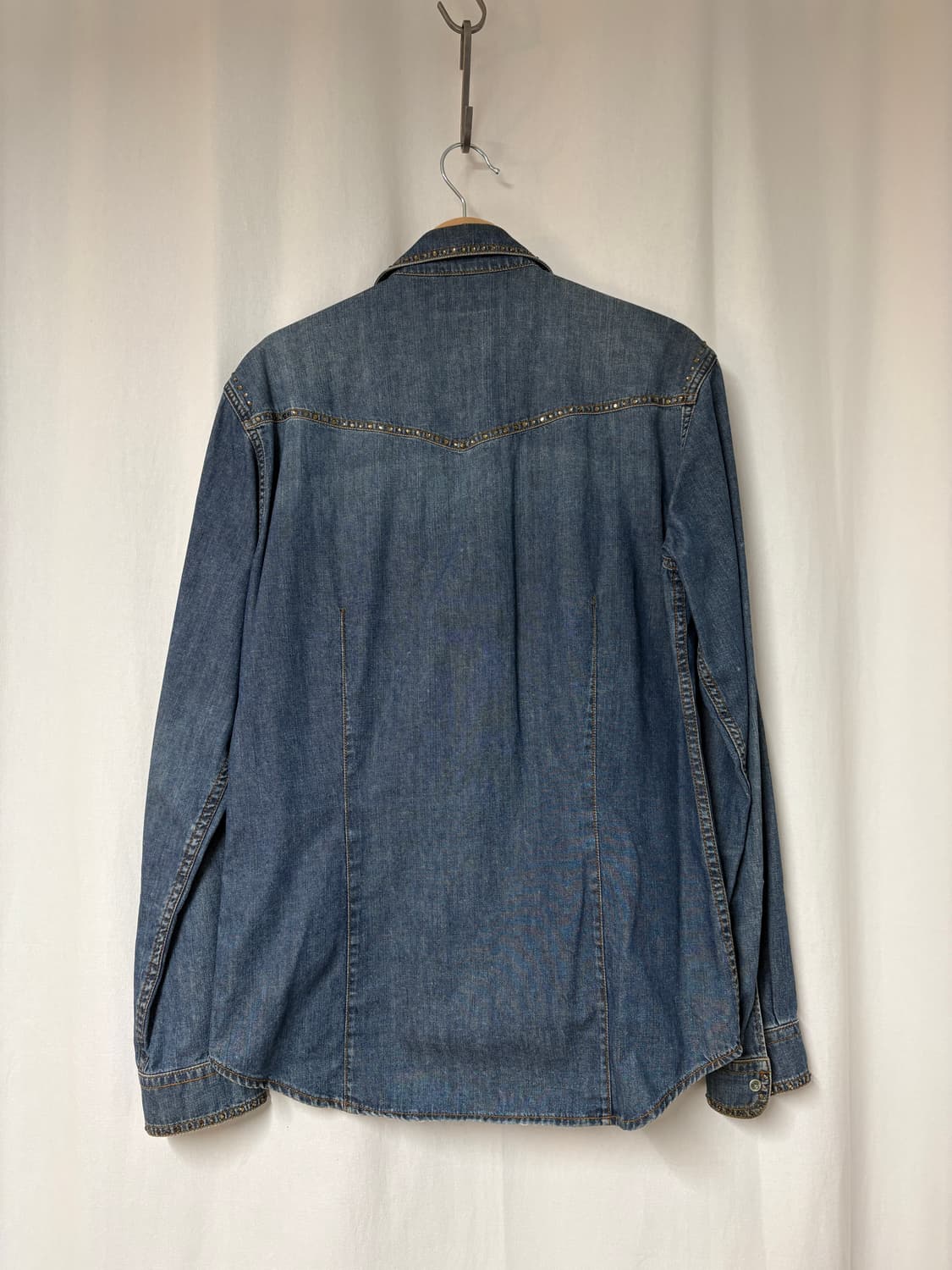 드리스반노튼 데님 웨스턴 셔츠 상품이미지2