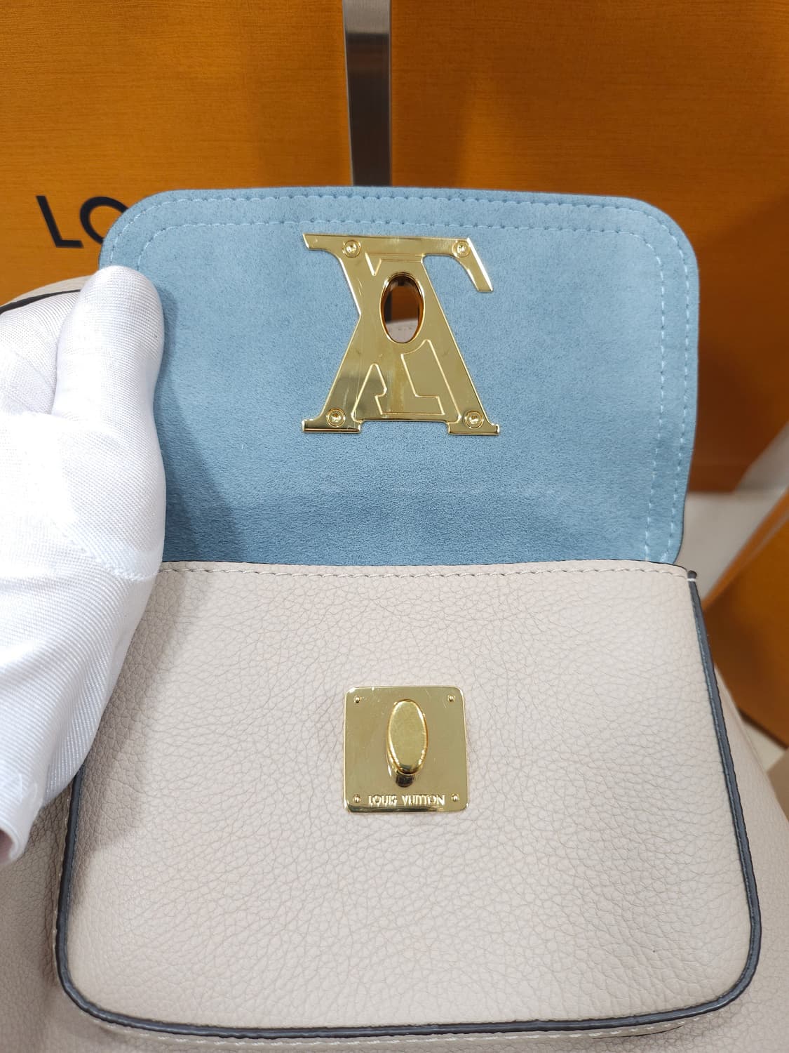 LV루이비통 락미 버킷백 그레이지  상품이미지9