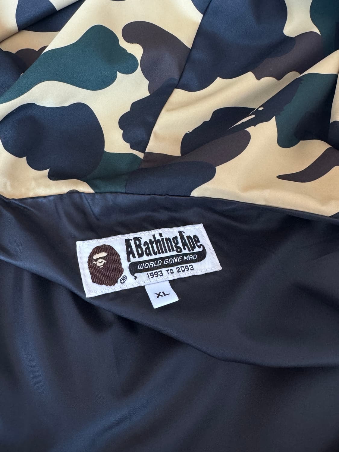 베이프 카모 바람막이  상품이미지3