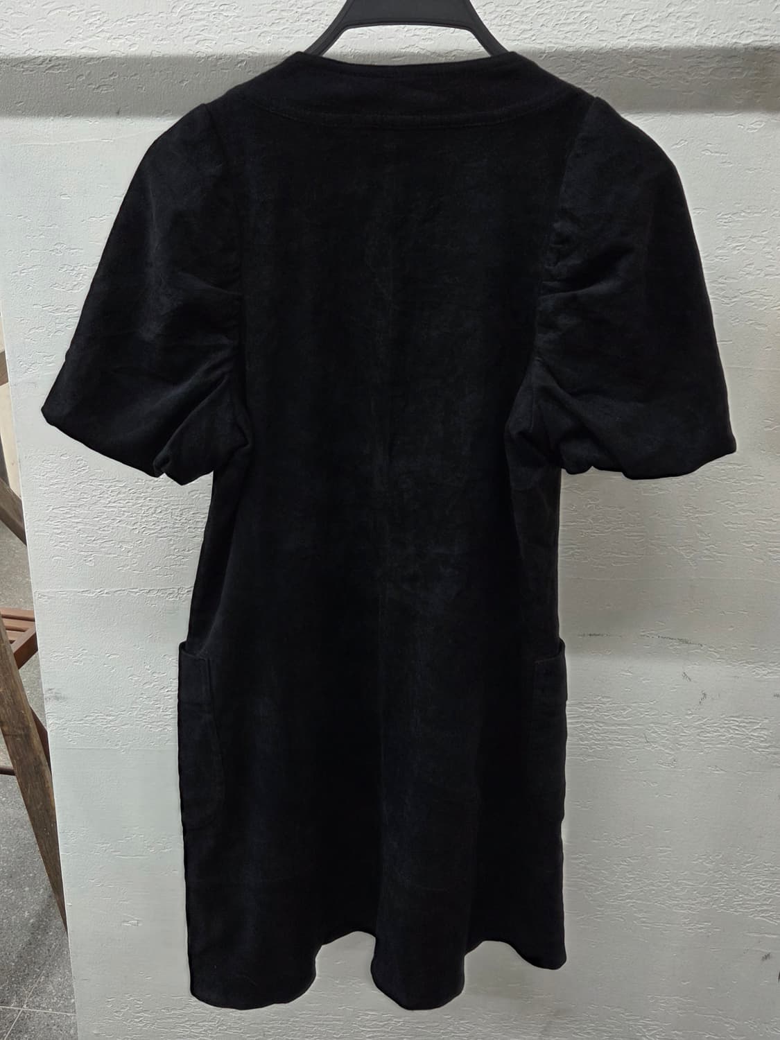 Burberry 버버리 블랙 라운드넥 퍼프원피스 상품이미지7