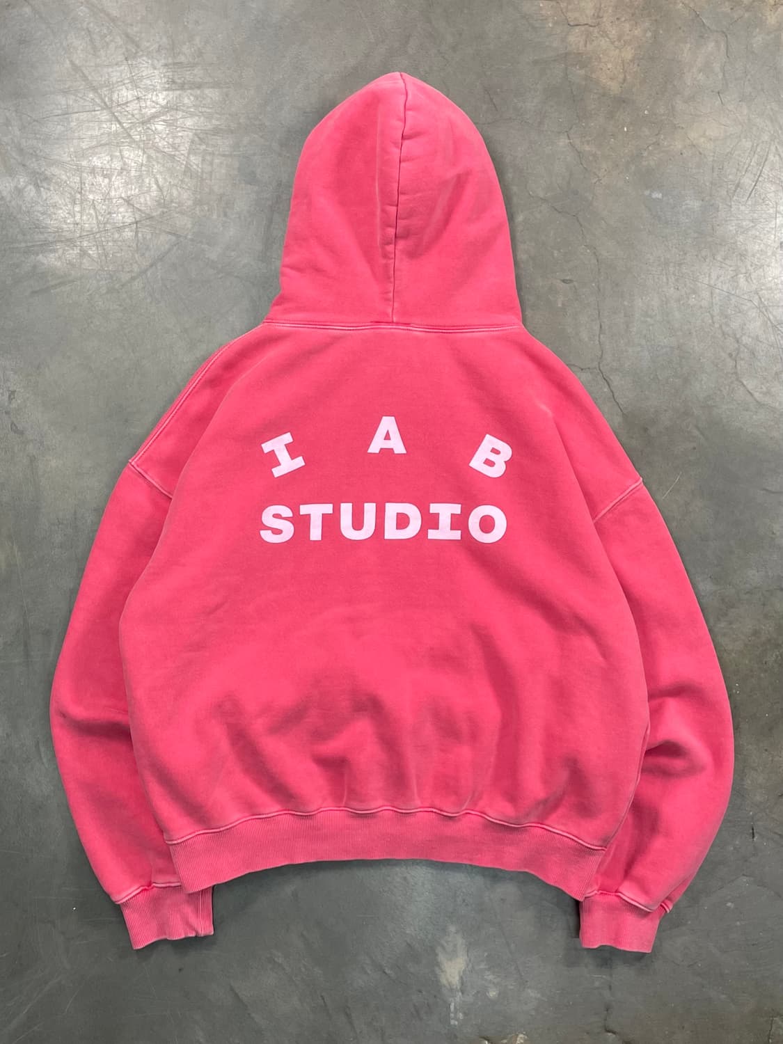 아이앱 스튜디오 피그먼트 스웻후드 상품이미지1