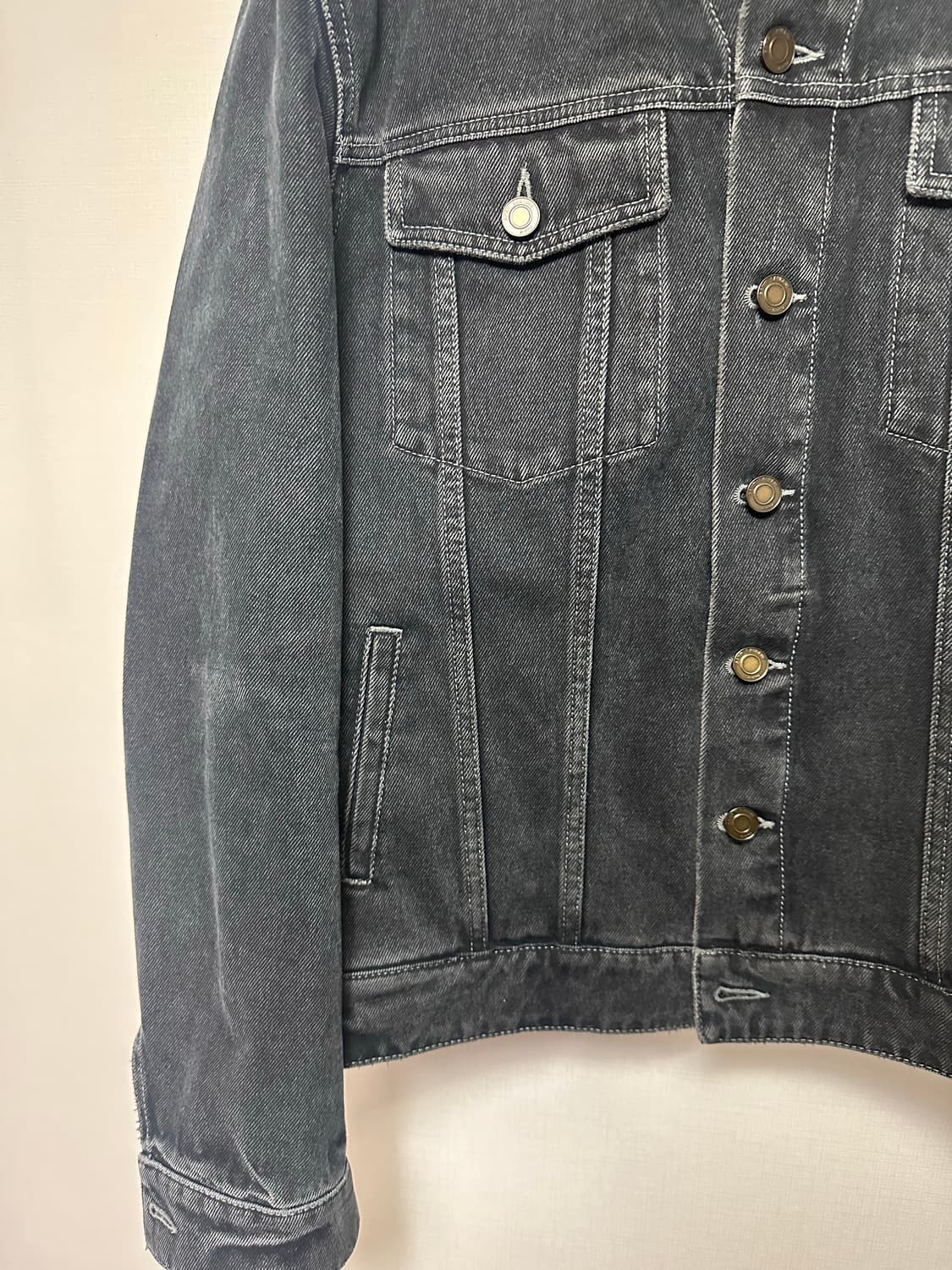 생로랑 퍼머넌트 블랙 데님 자켓 상품이미지3