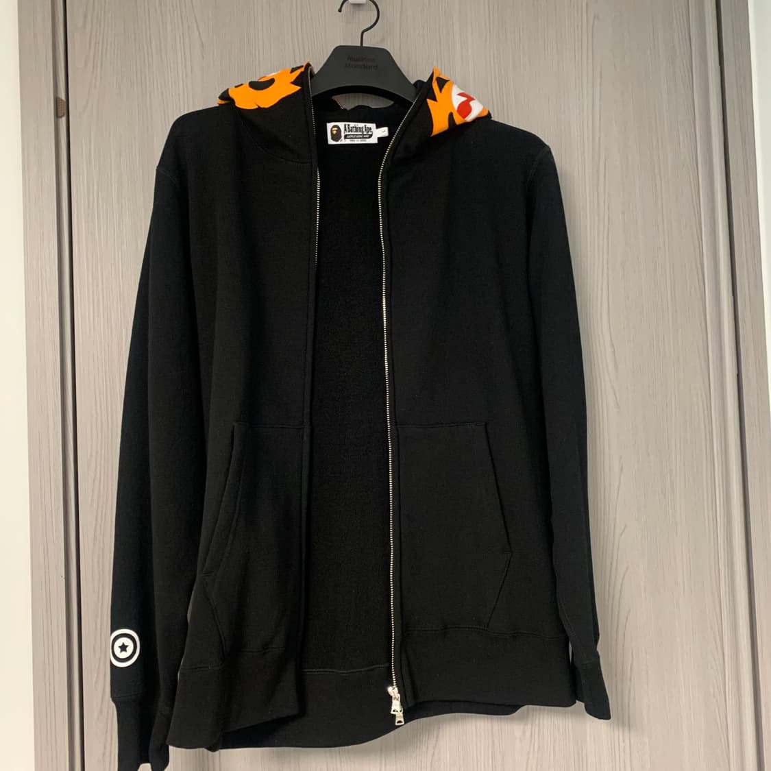 BAPE 베이프 타이거 후드 집업 사이즈L 상품이미지1